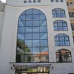 On The Cliff Apartment *