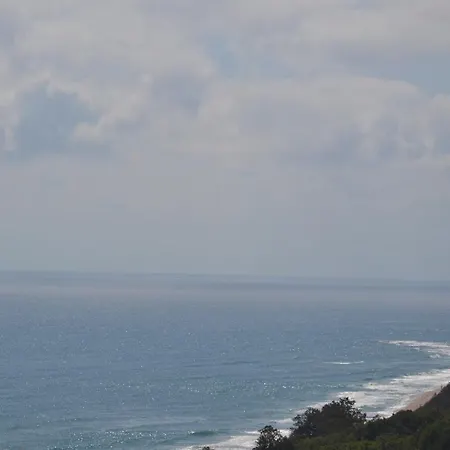On The Cliff Apartment