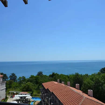 On The Cliff Apartment *
