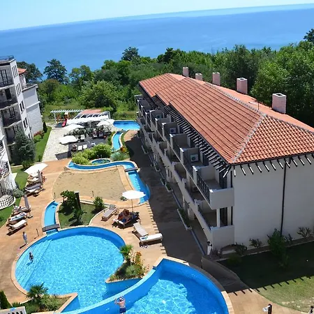 On The Cliff Apartment