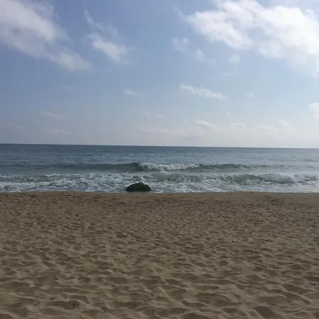 On The Cliff Apartment