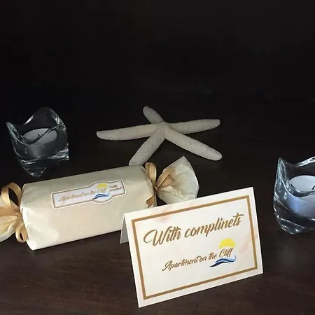 Apartment On The Cliff