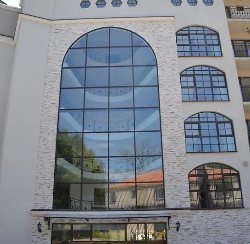 On The Cliff Apartment *