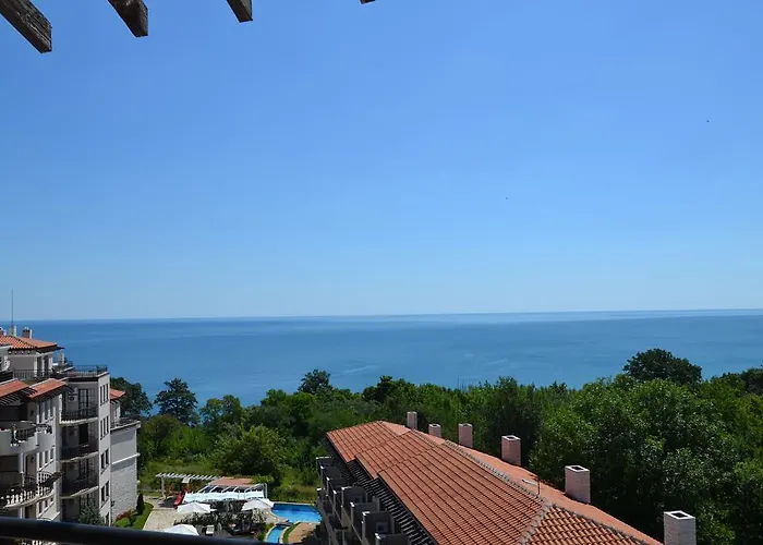 On The Cliff Apartment *